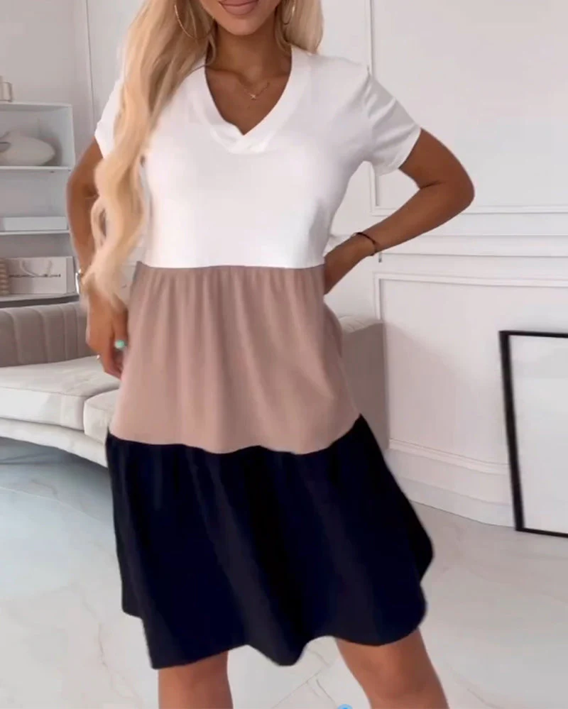 Alva | Farbblock Freizeitkleid mit kurzen Ärmeln - Image 11