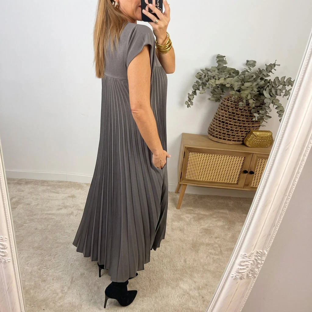 Ana - Klassisches Komfortkleid - Image 10