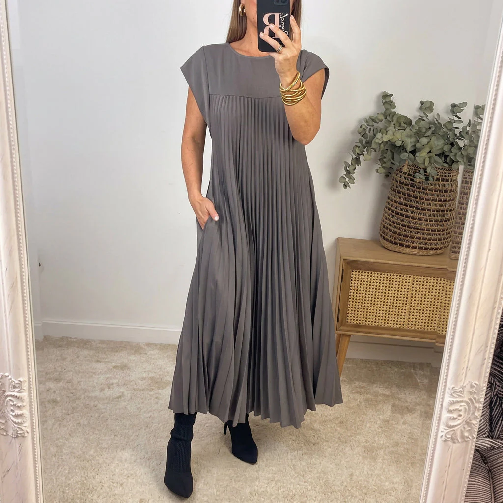 Ana - Klassisches Komfortkleid - Image 9