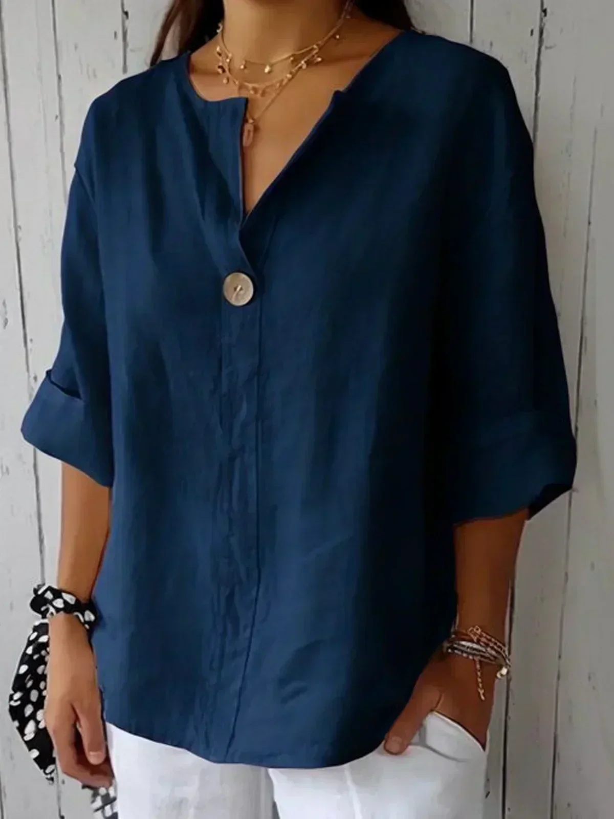 Angela™ | Legere V-Ausschnitt Bluse - Image 2