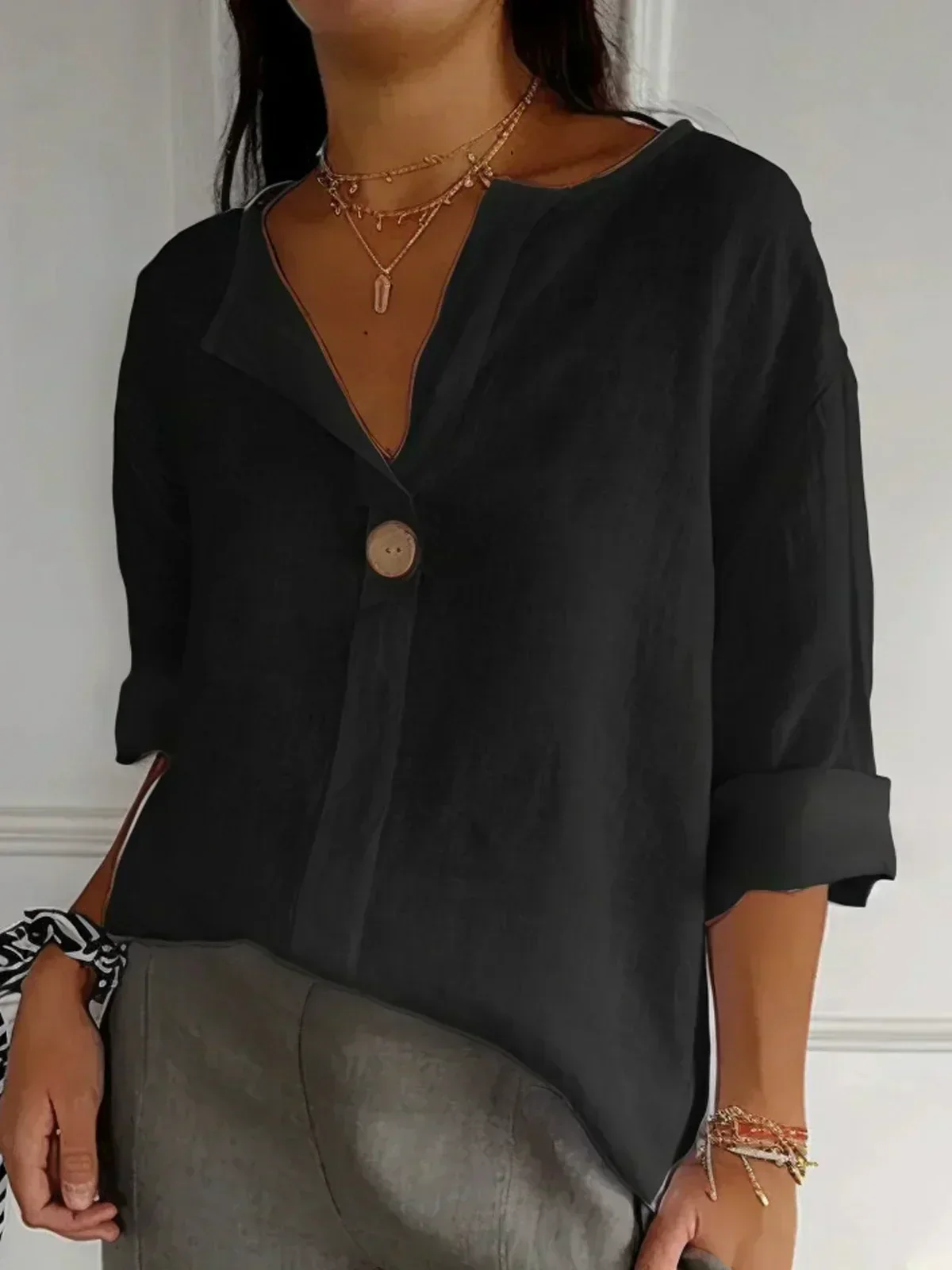 Angela™ | Legere V-Ausschnitt Bluse - Image 5