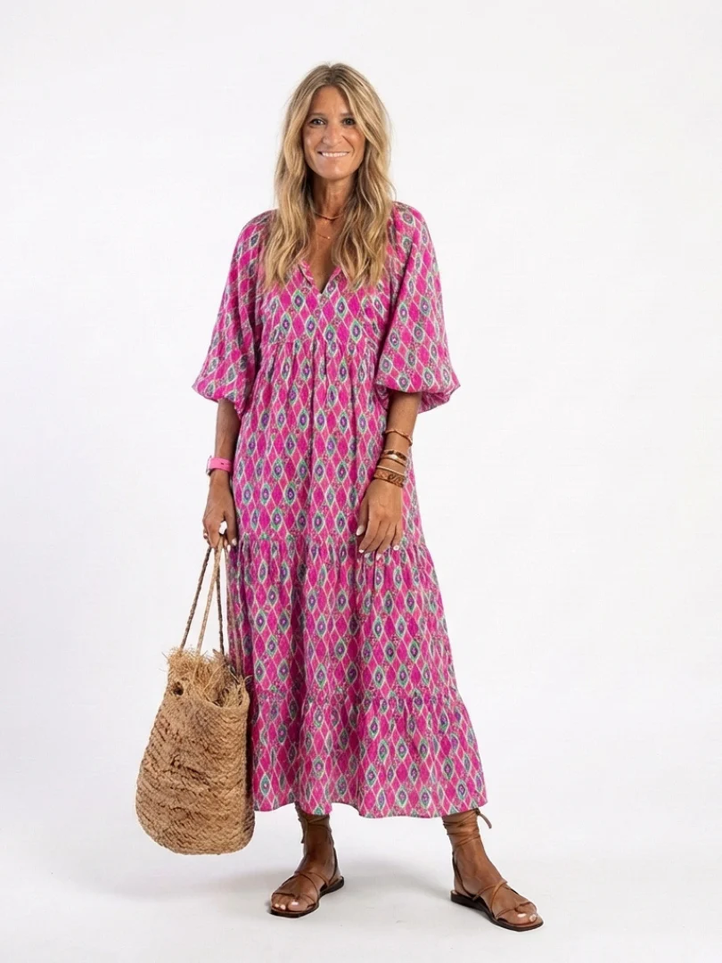 Apolline | Midi-Kleid mit dreiviertel Ärmeln und V-Ausschnitt im Muster - Image 4