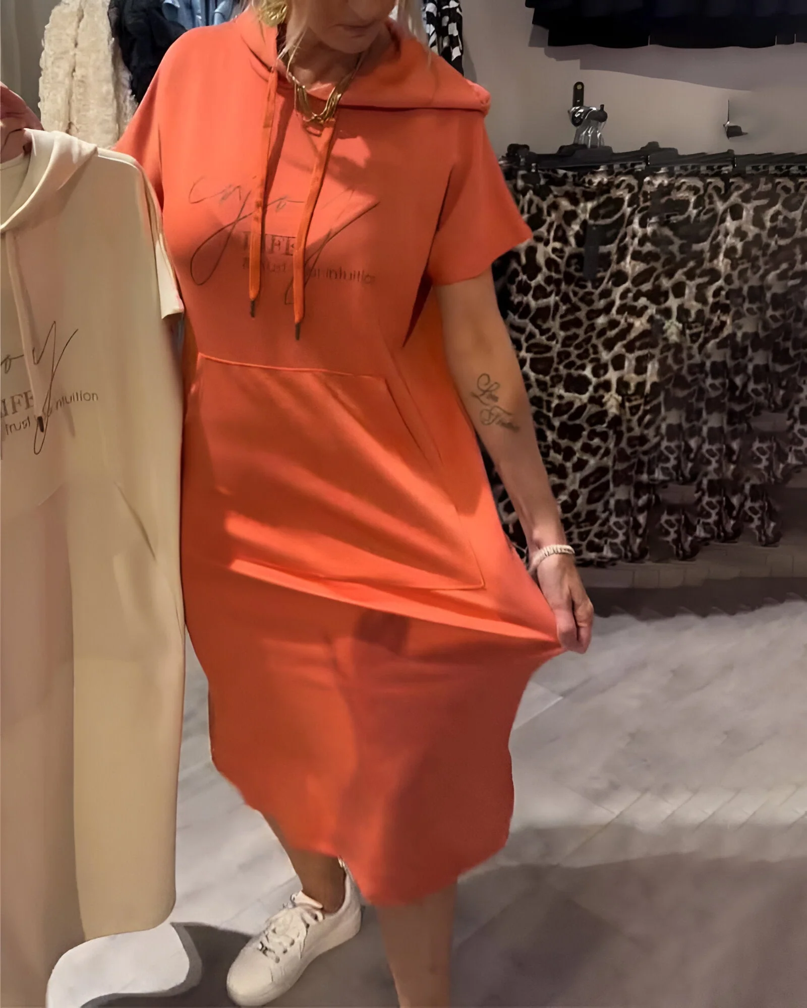 Bridget - Lässiges Hoodie-Kleid - Image 3