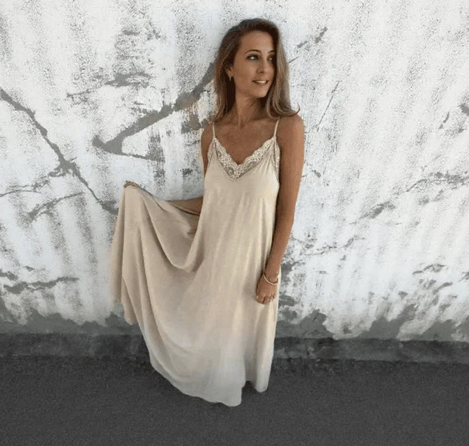 Carolina - Elegantes ärmelloses Kleid - Image 11