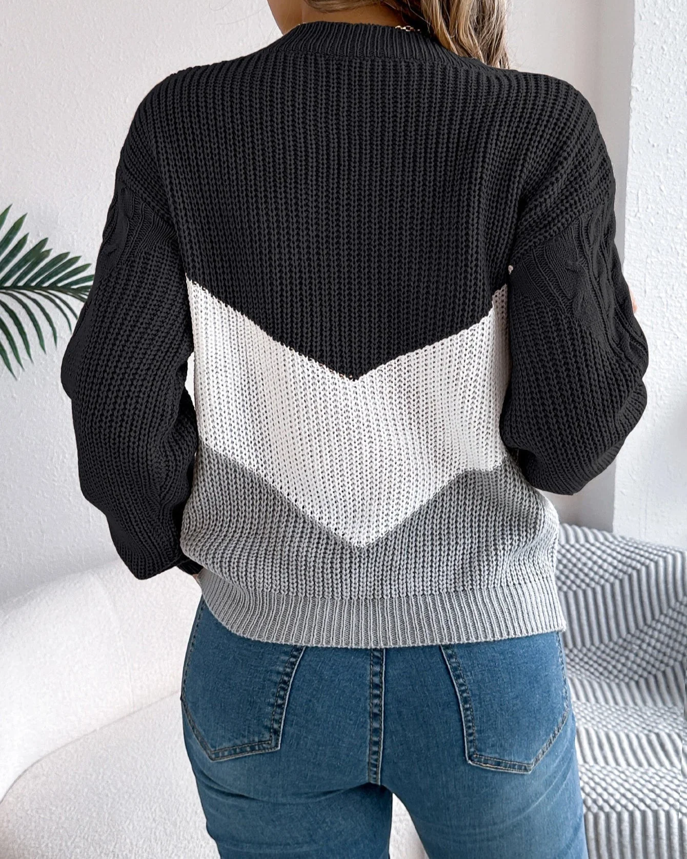 Chloe - Der Chevron-Strickpullover - Image 2