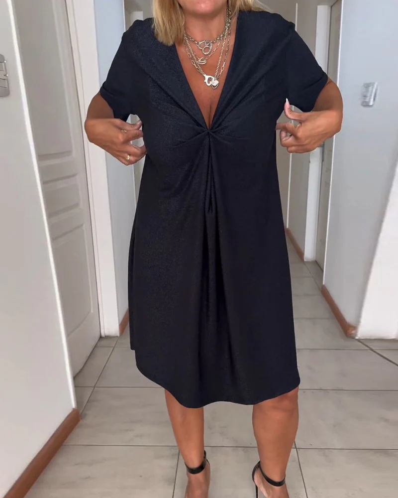 Els | Kleid mit kurzen Ärmeln und V-Ausschnitt - Image 4