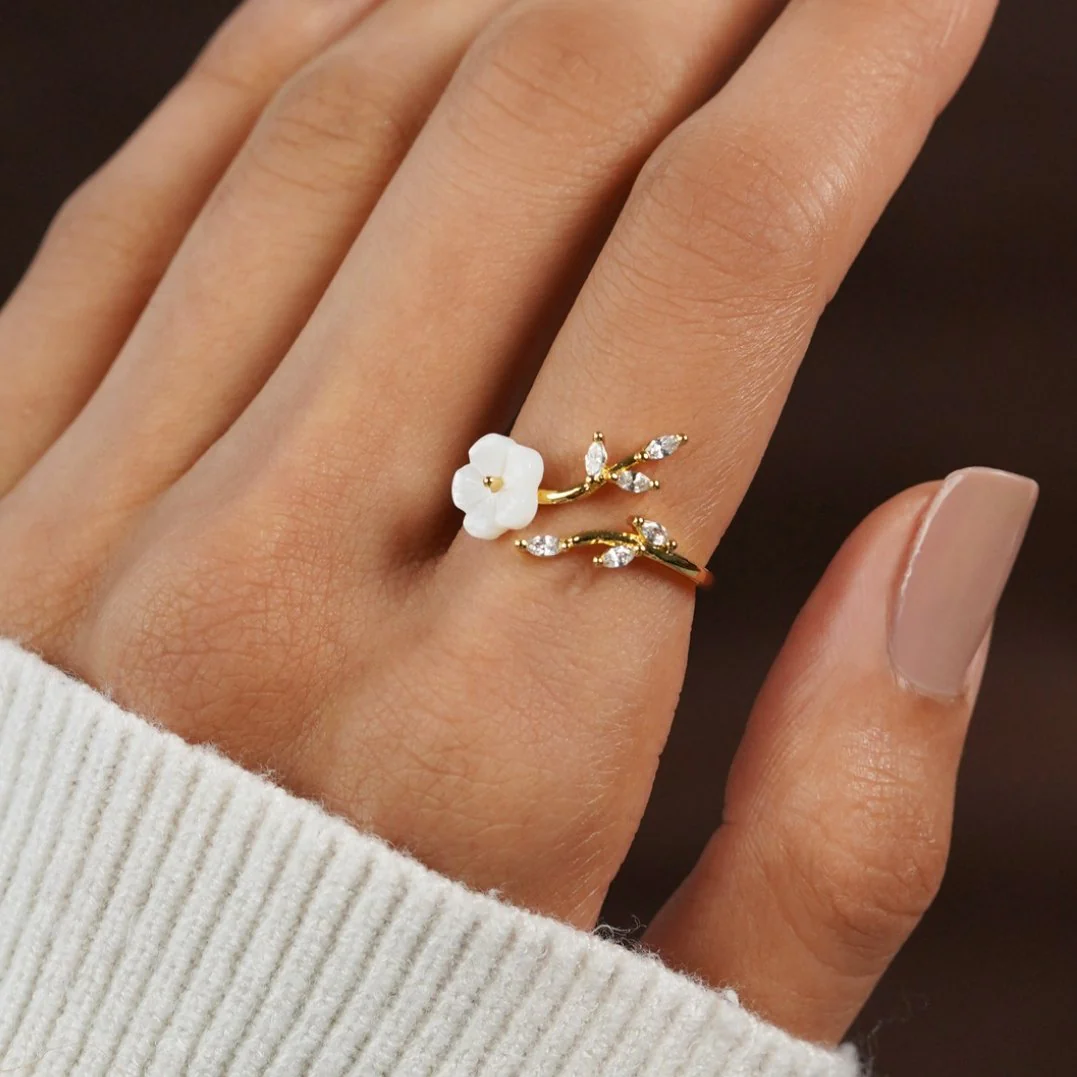 Estela - Ring mit weißen Blumen - Image 3