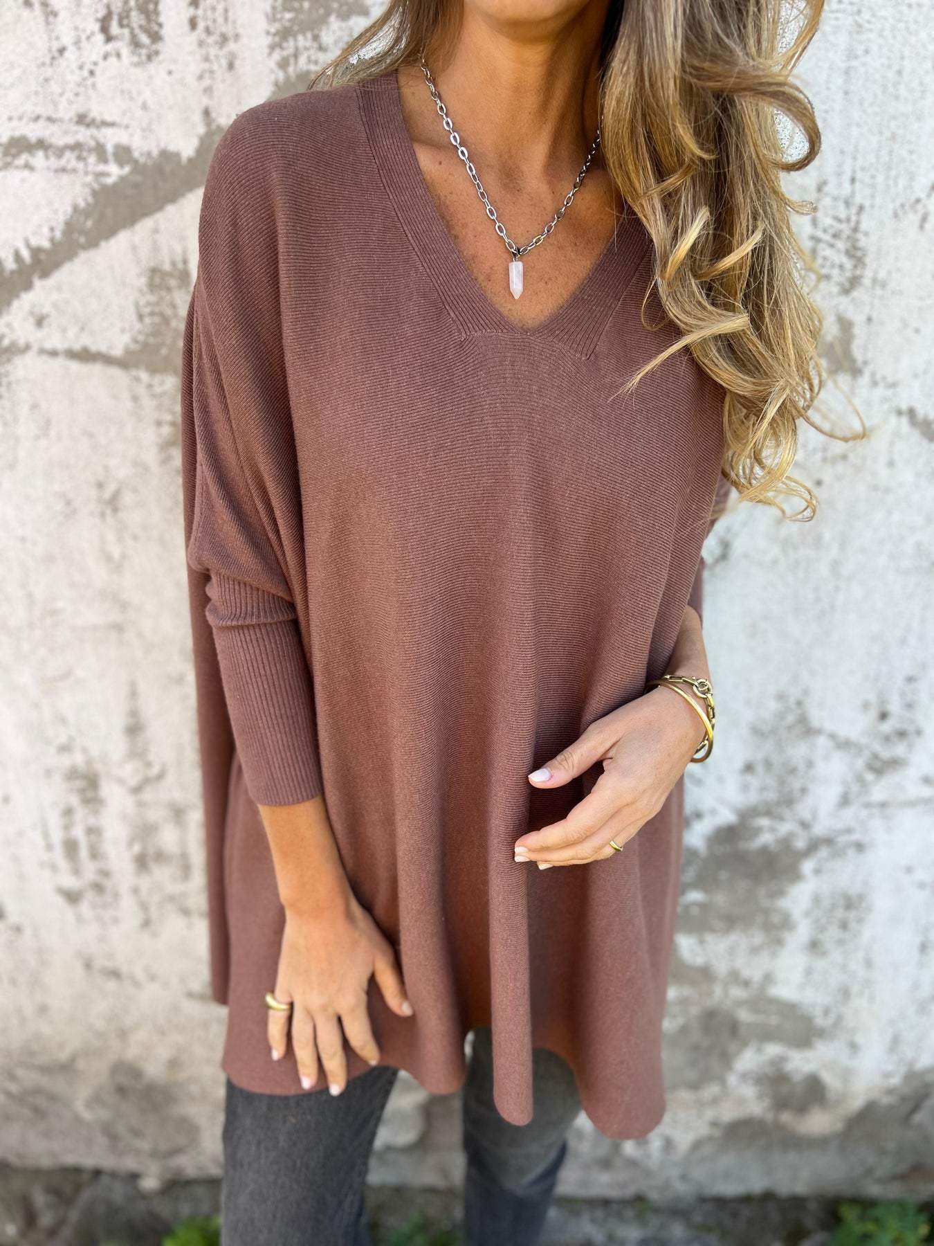 Hannah – V-Ausschnitt Pullover - Image 2