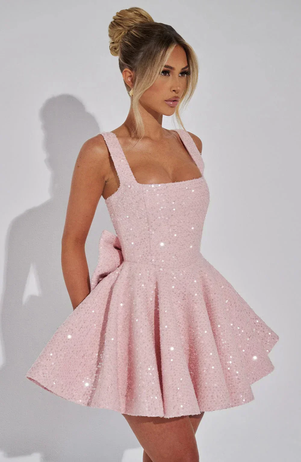 Hazel™ - Schickes Mini-Blush-Kleid - Image 3
