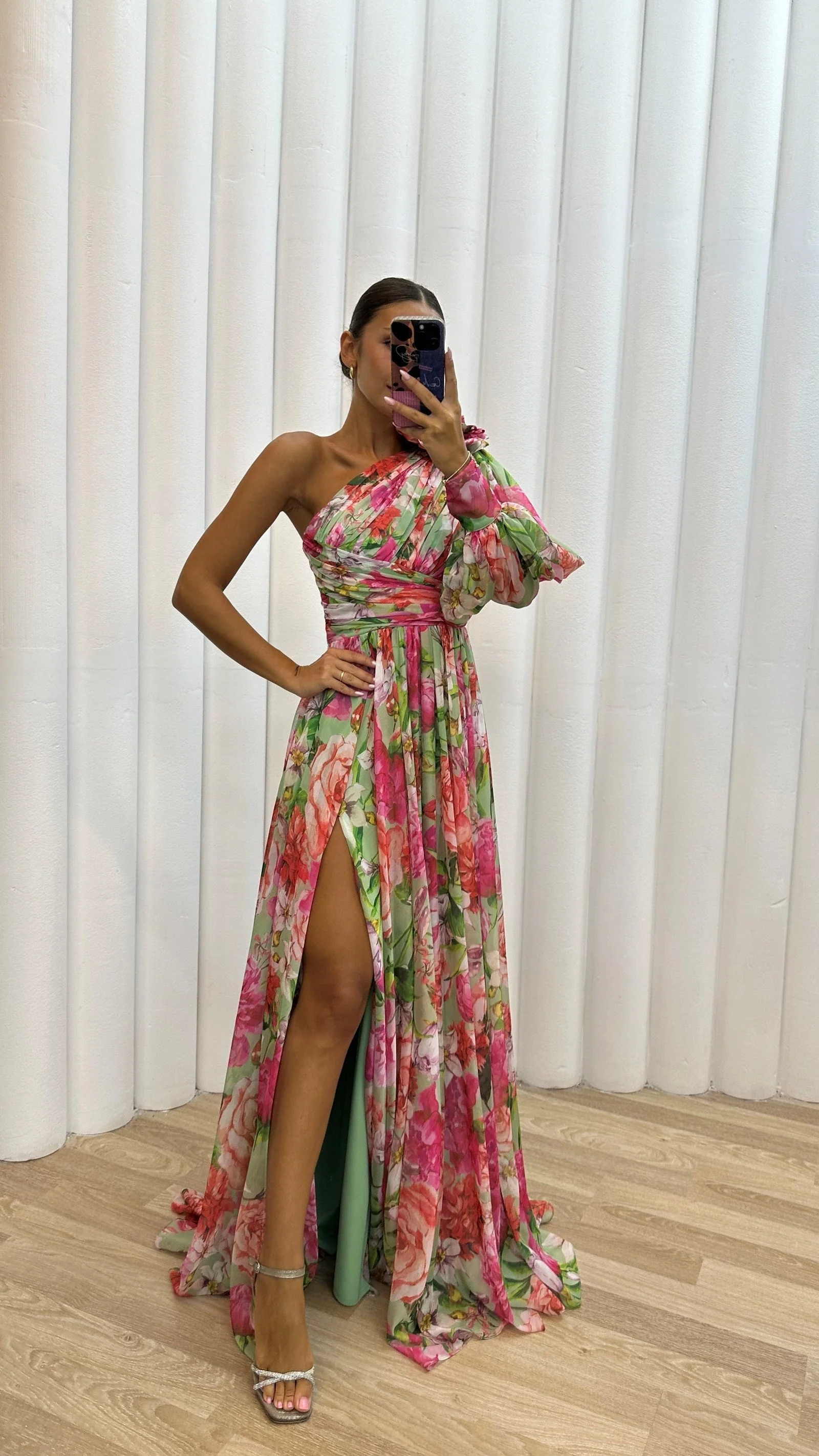 Isabella | Atemberaubendes Fließendes Kleid - Image 5