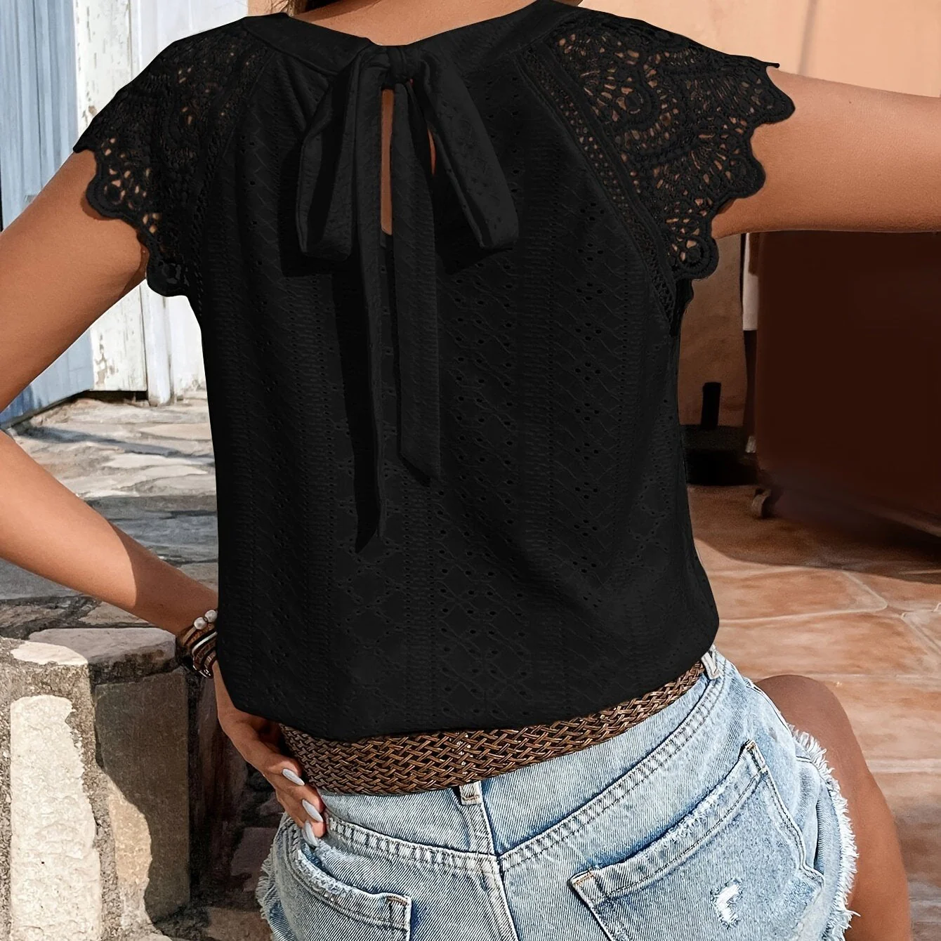 Keshia™ - Elegante Bluse mit Ösen und Bindeband - Image 14