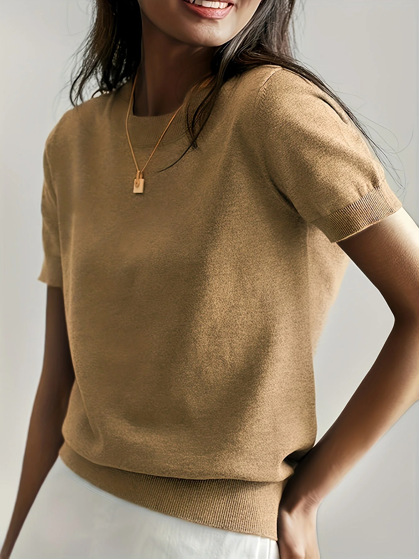 Leah™ - Lässiges Kurzarm-Top - Image 10