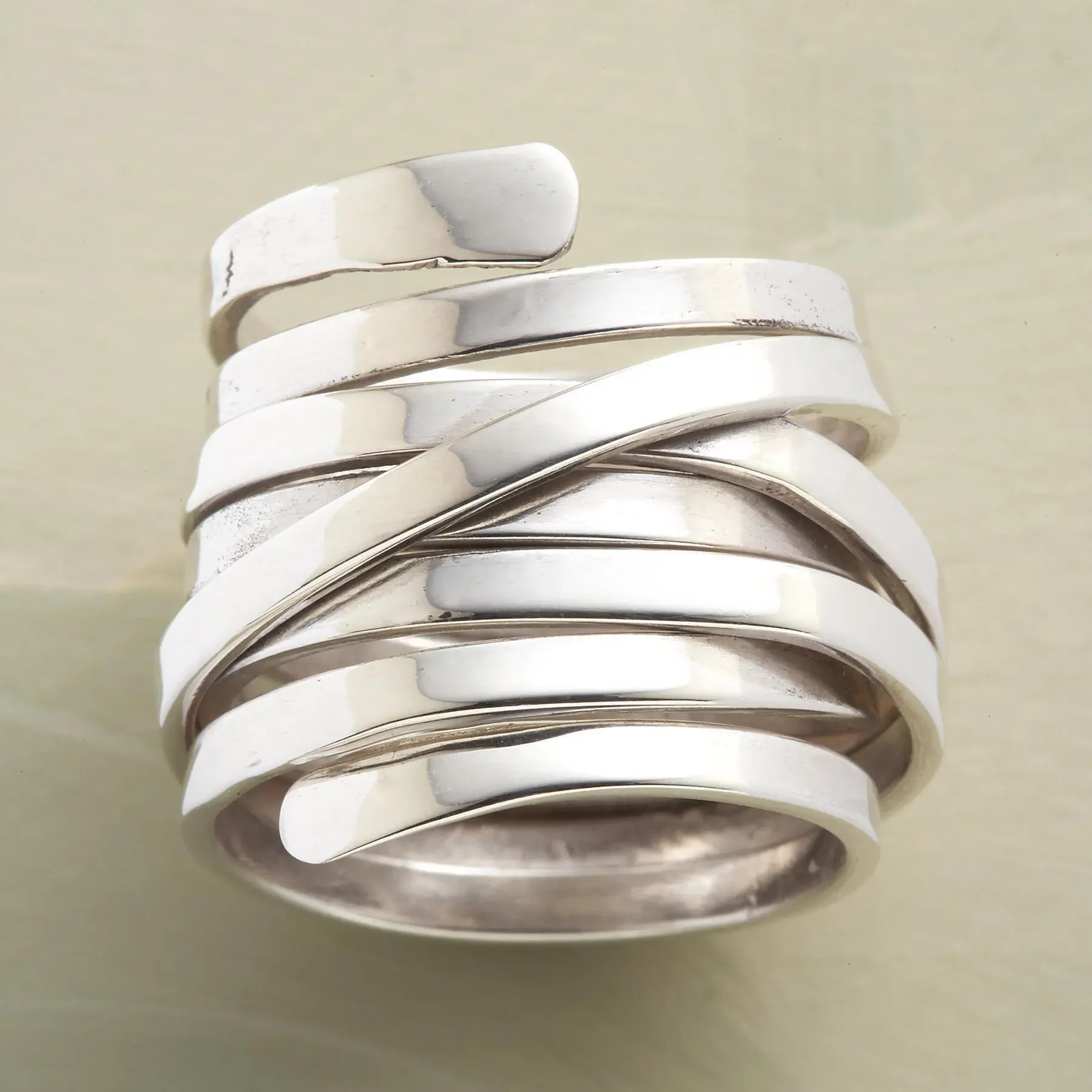 Lourdes - Vintage Silberring mit Dicke