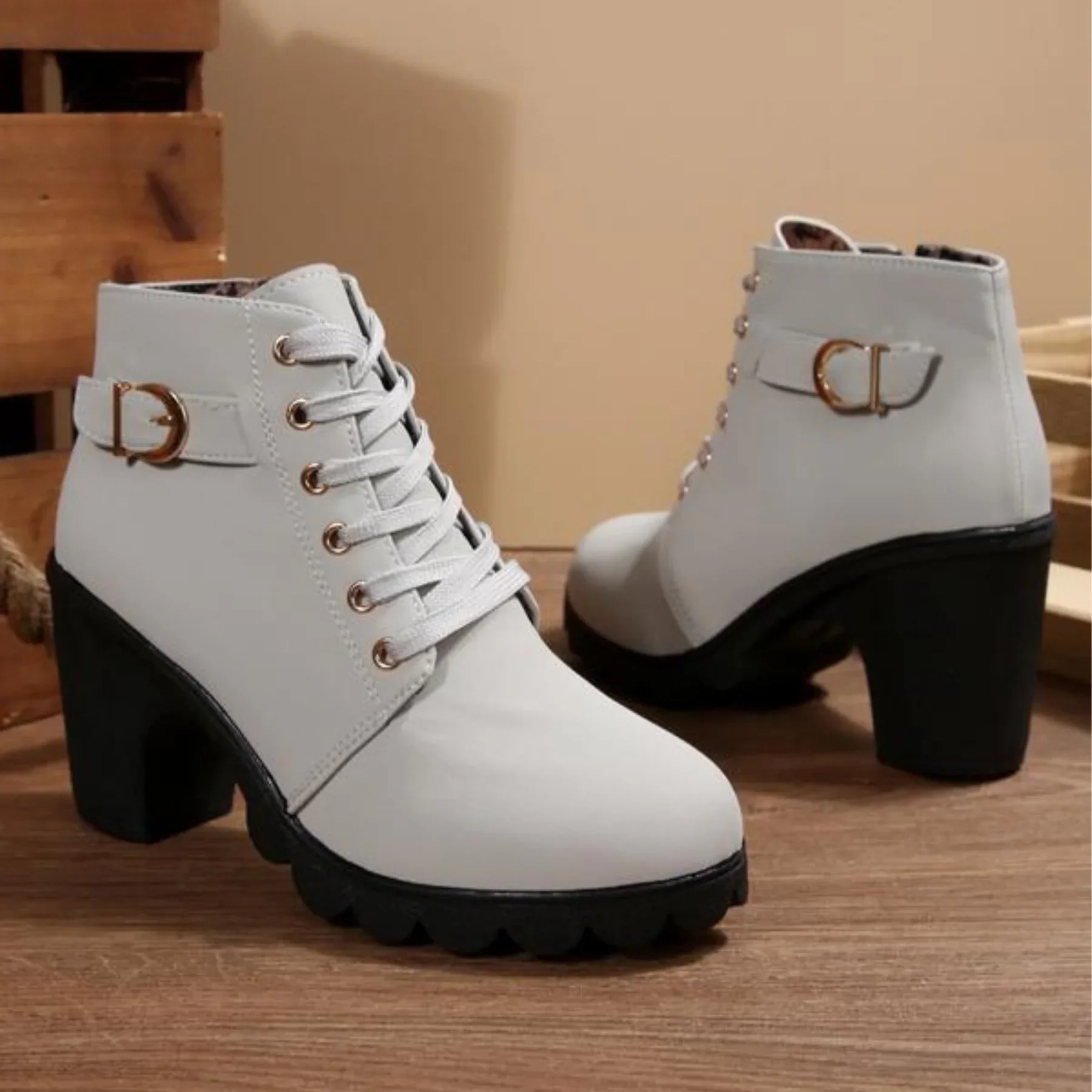 Mina™ - Schicke Schnürstiefeletten mit Metallschnalle - Image 5