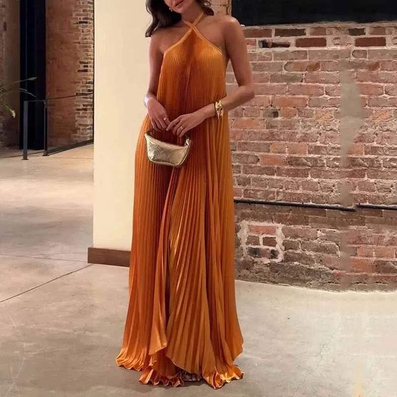 Mira - Schickes Plissiertes Maxikleid mit Halterneck