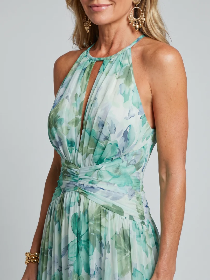 Portia | Plissiertes Halfter Kleid mit weichem Blumenmuster in Midi-Länge - Image 3