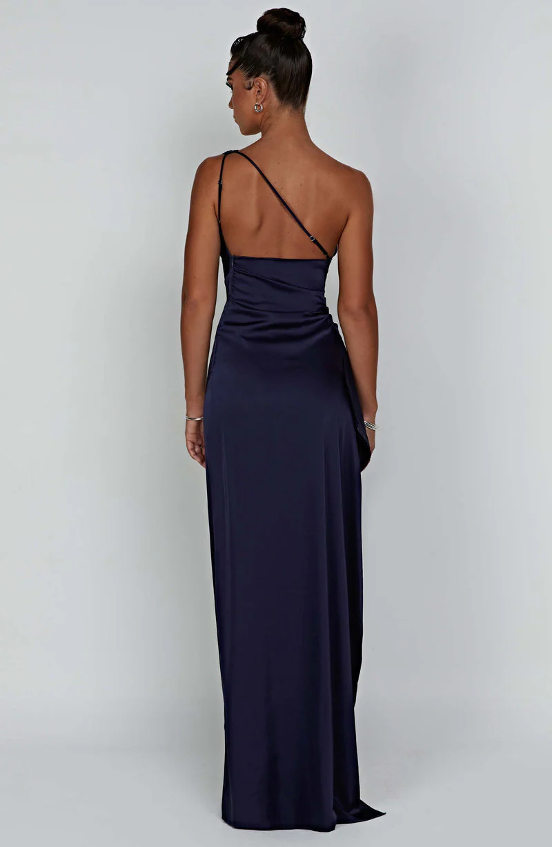 Saoirse - Satin Langes Bodycon Kleid mit einem Schulterträger - Image 14