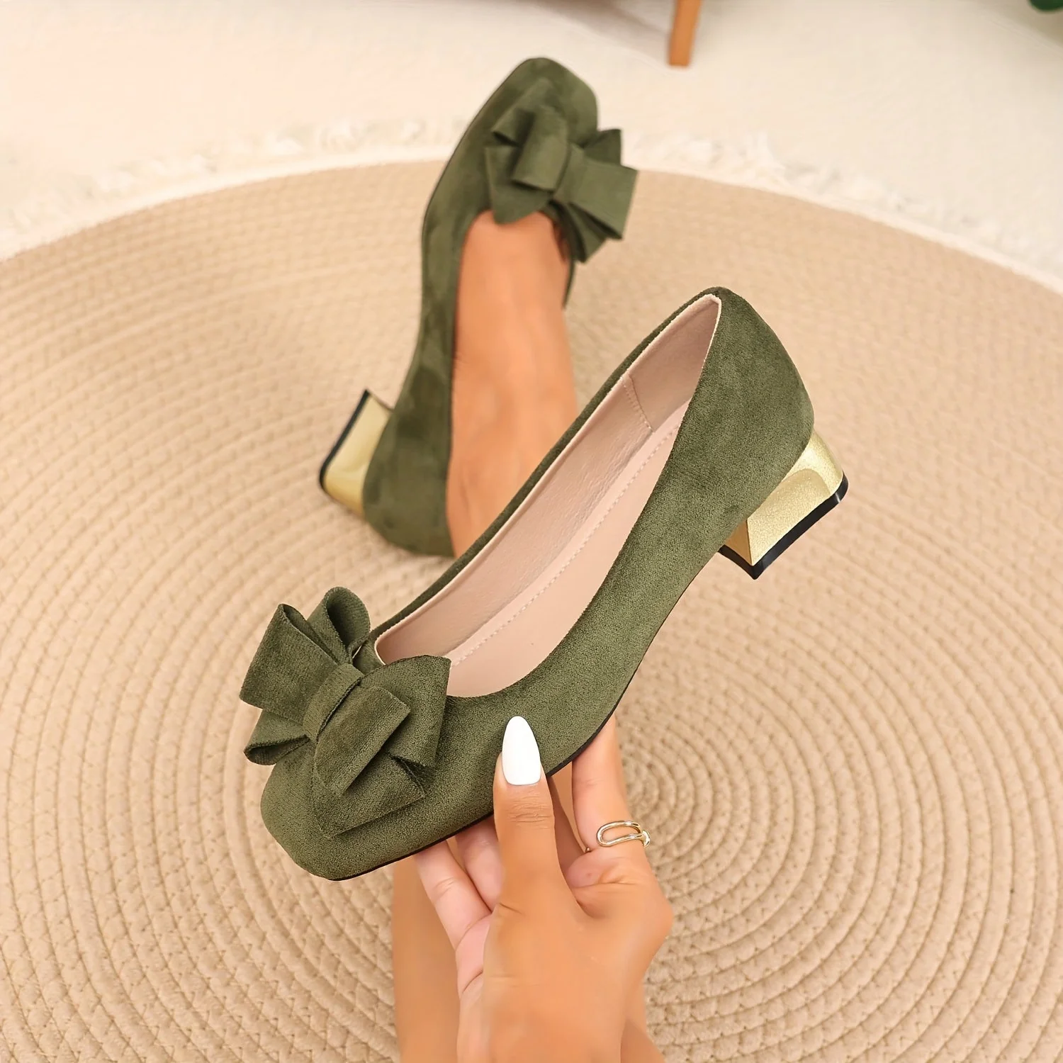 Schicke Damen-Bow-Schuhe mit stylischen dicken Absätzen - Image 2